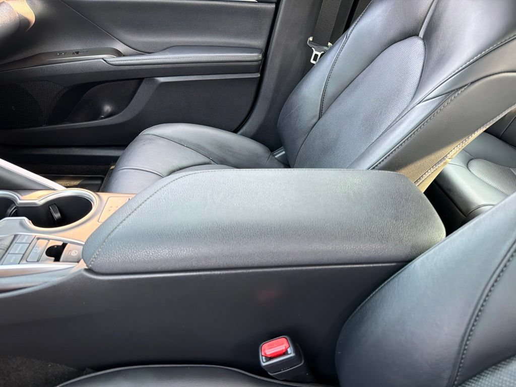 Used 2024 Toyota Camry XLE AWD/4WD image 13