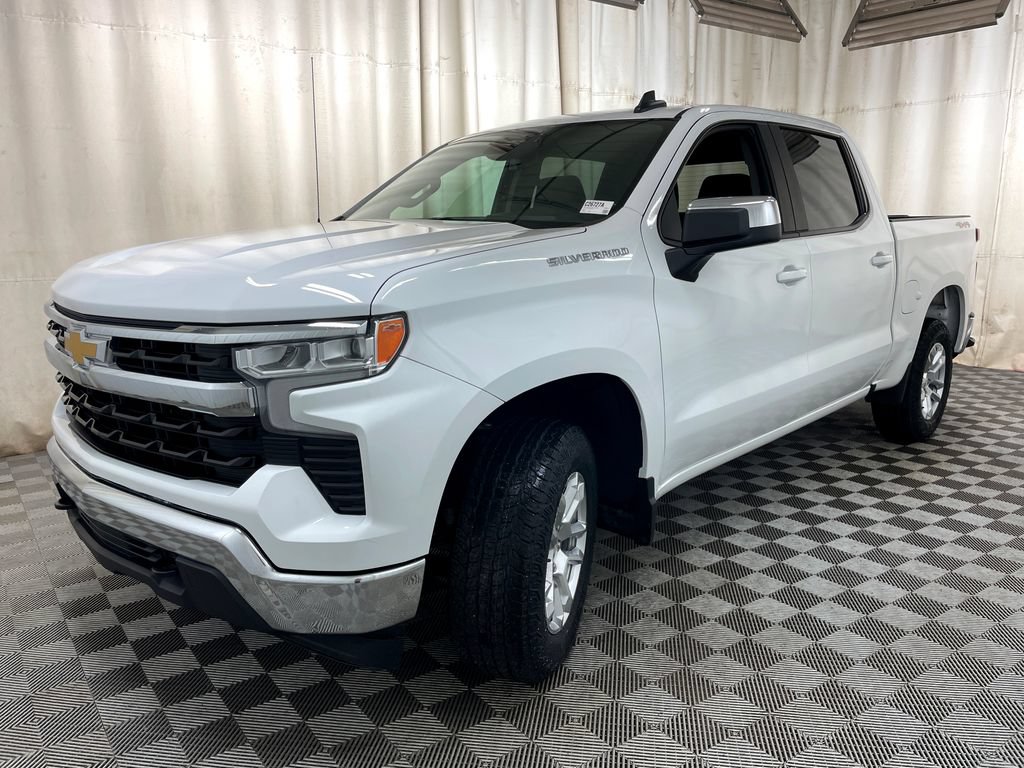 Certified 2022 Chevrolet Silverado 1500 LT AWD/4WD image 13