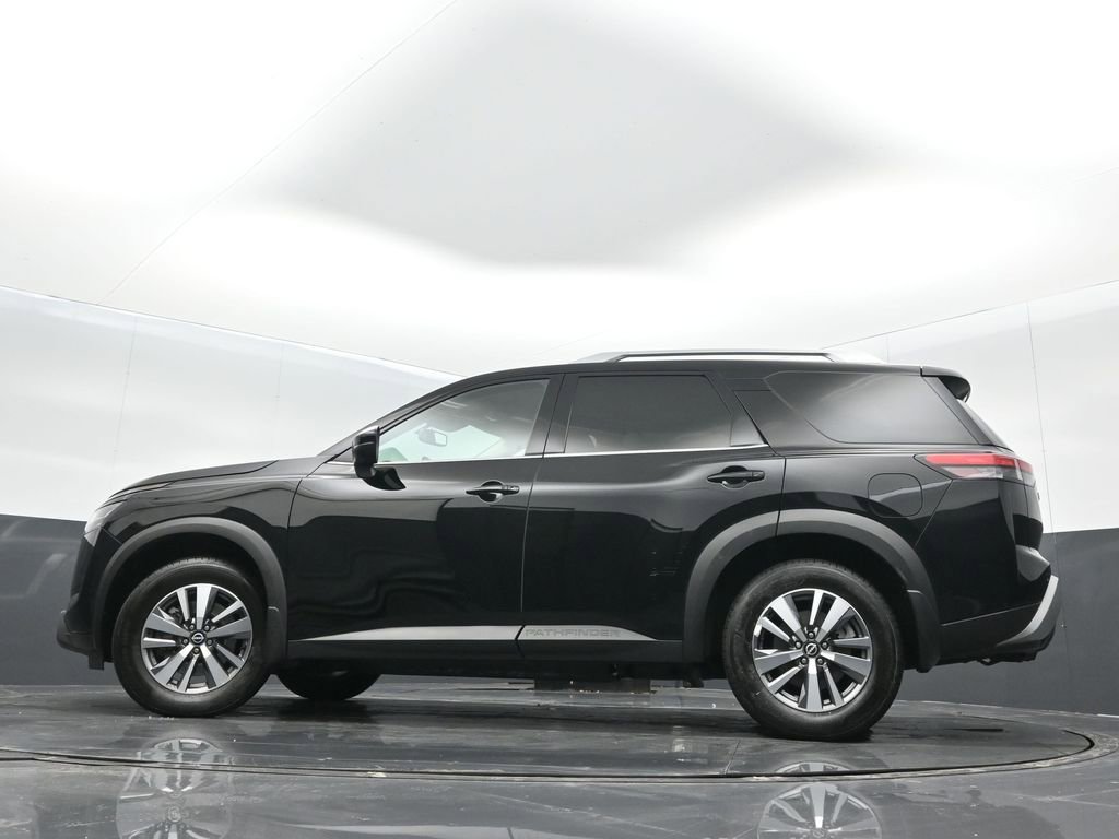Used 2022 Nissan Pathfinder SL image 34