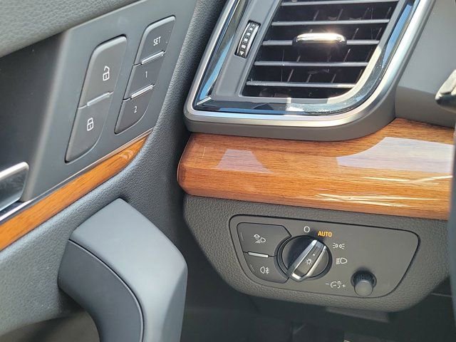 Certified 2023 Audi Q5 2.0T Premium w/ Convenience Package image 20