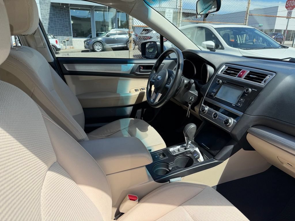 Used 2016 Subaru Outback 2.5i AWD/4WD image 11