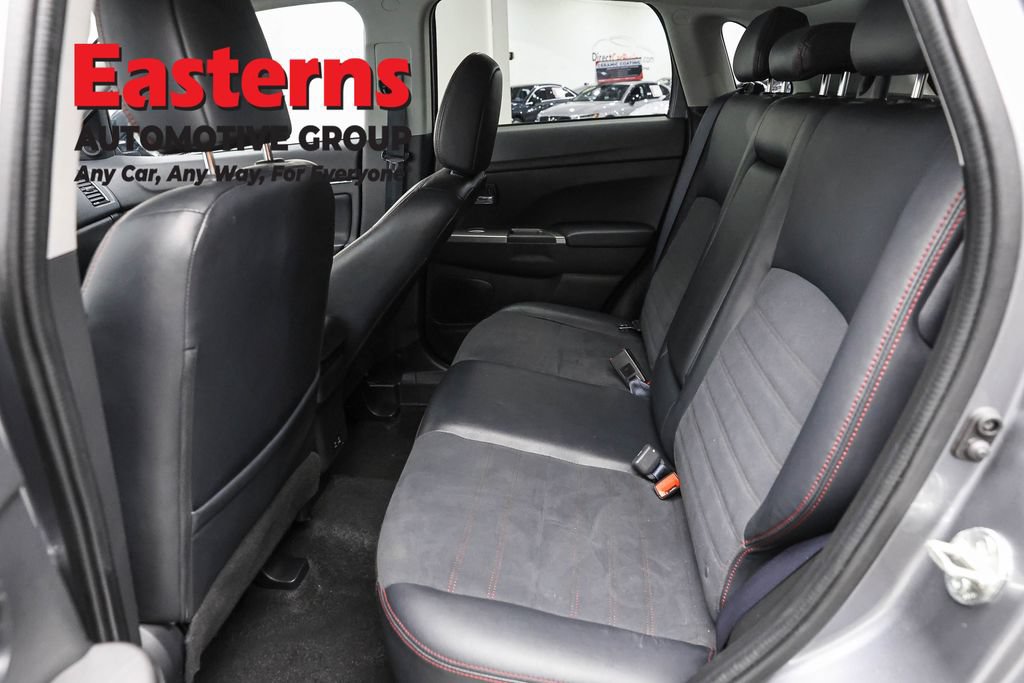 Used 2022 Mitsubishi Outlander Sport SE FWD image 23