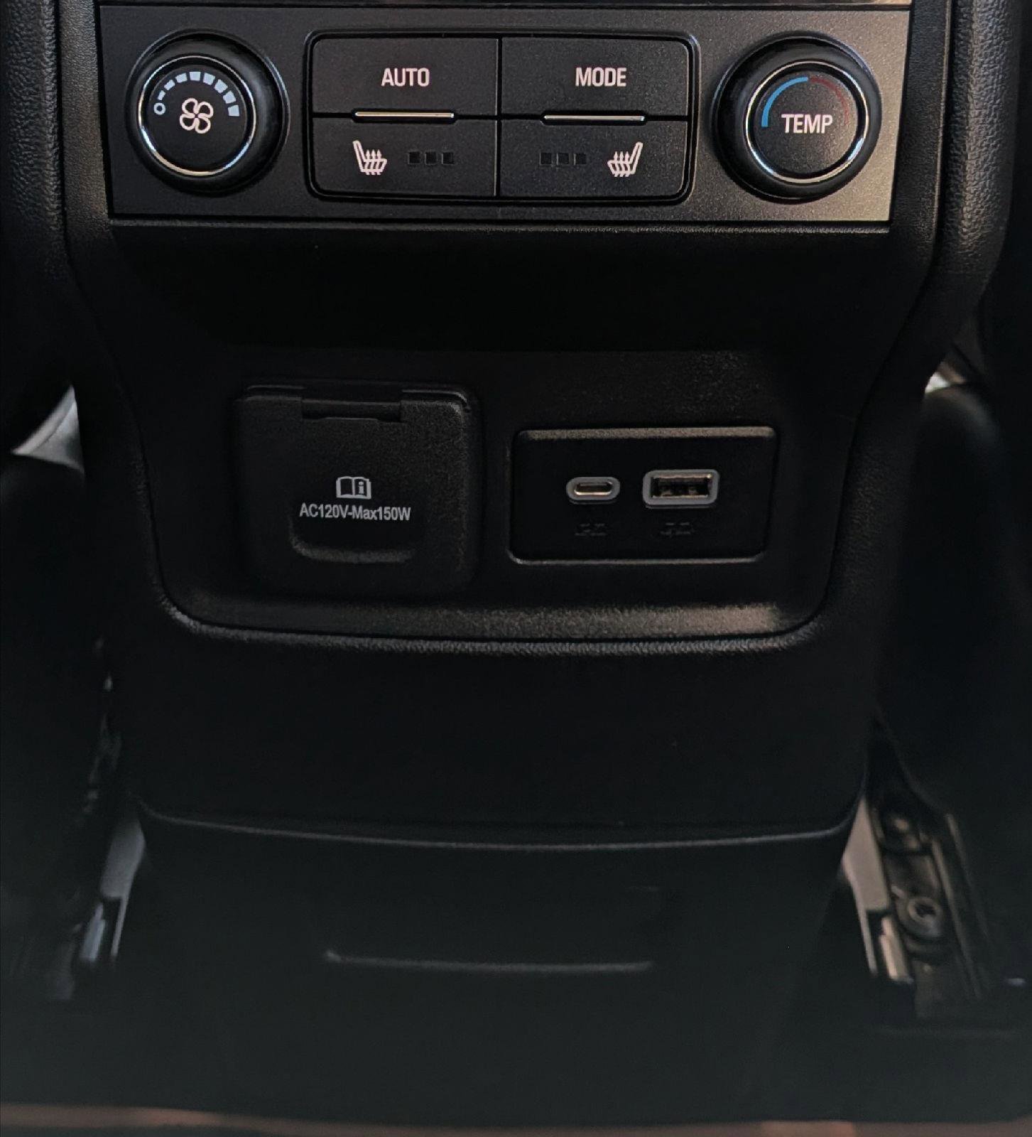 Used 2023 GMC Acadia AT4 w/ Preferred Package AWD/4WD image 23