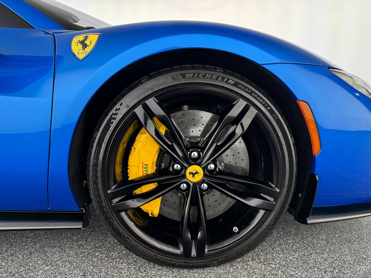 Used 2024 Ferrari 296 GTS image 32