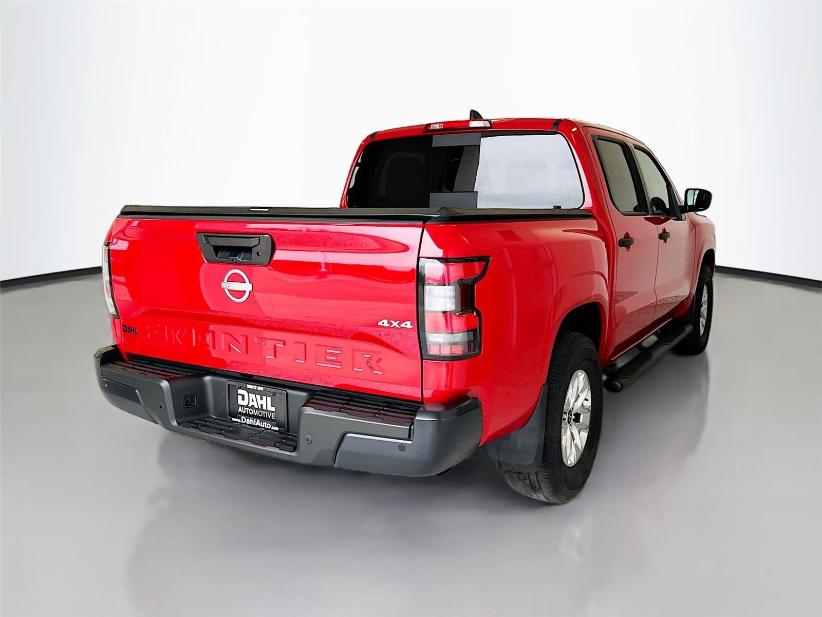 Used 2025 Nissan Frontier S w/ S Utility Package AWD/4WD image 13