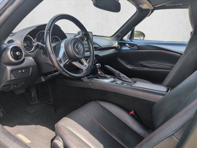 Used 2019 MAZDA MX-5 Miata RF Grand Touring RWD image 9
