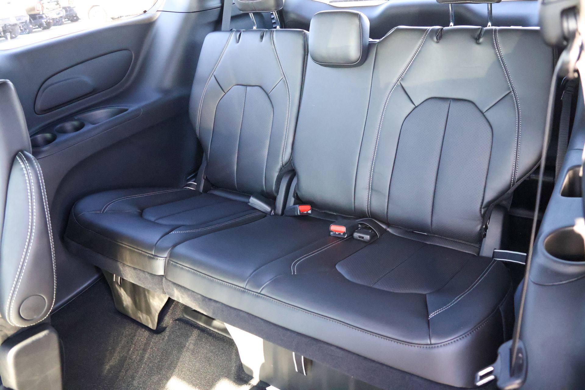 New 2026 Chrysler Voyager LX FWD image 14