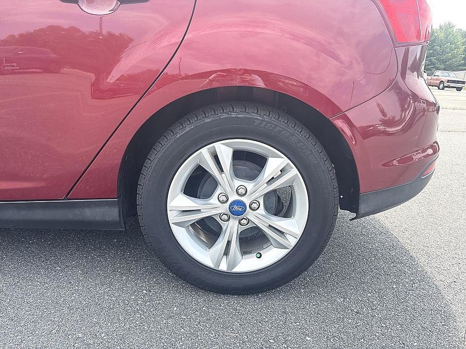 Used 2013 Ford Focus SE FWD image 10