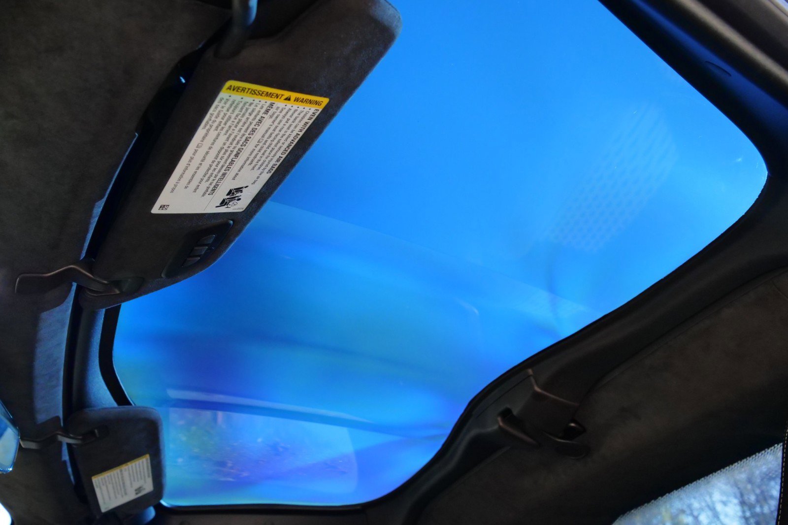 Used 2016 Chevrolet Corvette Z06 w/ 3LZ Preferred Equipment Group image 8