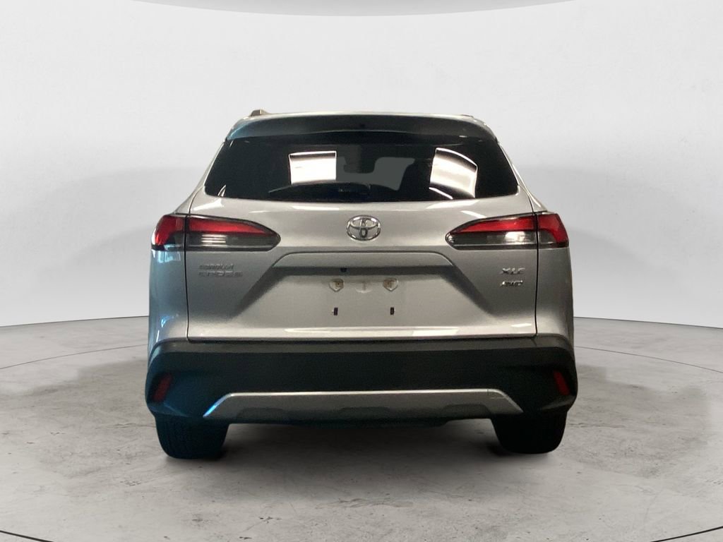 Certified 2024 Toyota Corolla Cross XLE image 4