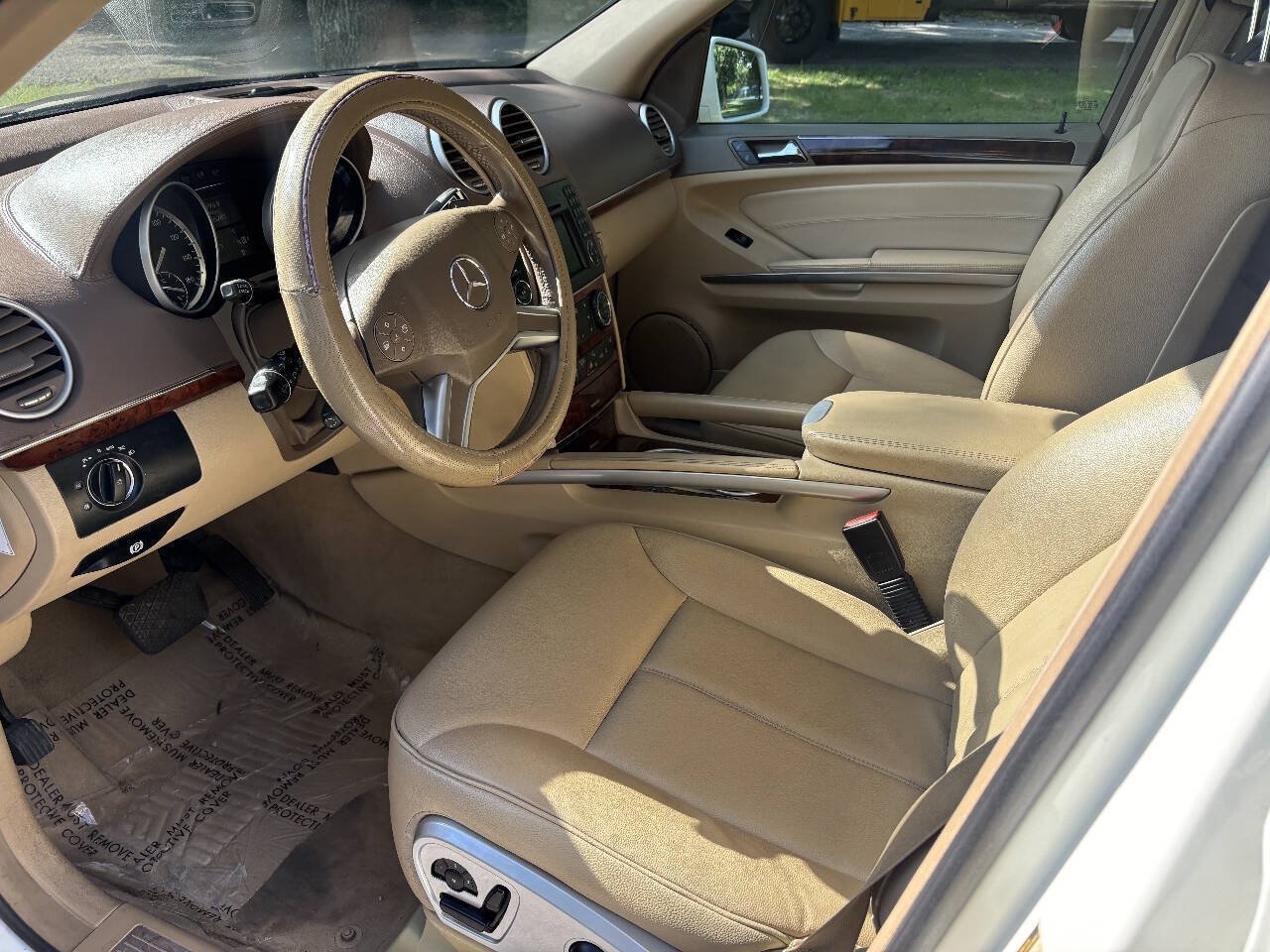 Used 2012 Mercedes-Benz GL 450 4MATIC w/ Premium 1 Pkg image 21