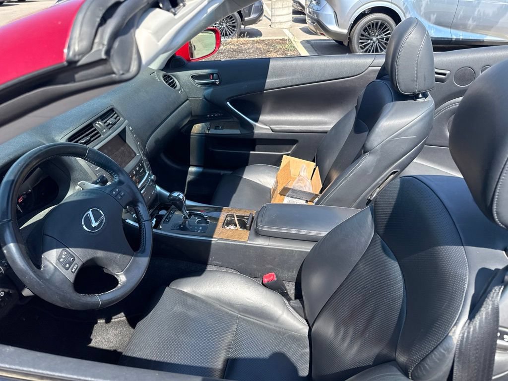 Used 2010 Lexus IS 250C RWD image 9
