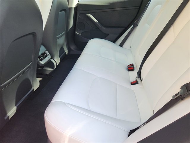Used 2022 Tesla Model 3 Performance image 24