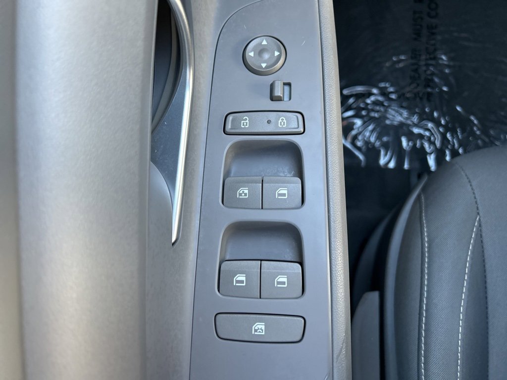 Certified 2021 Hyundai Elantra SEL w/ Convenience Package image 19