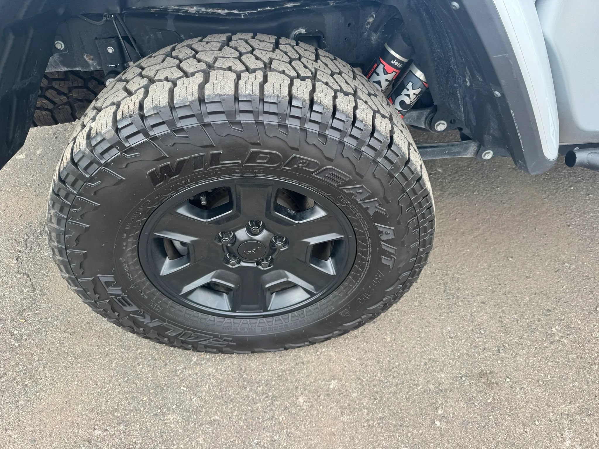 Used 2022 Jeep Gladiator Mojave w/ LED Lighting Group AWD/4WD image 19