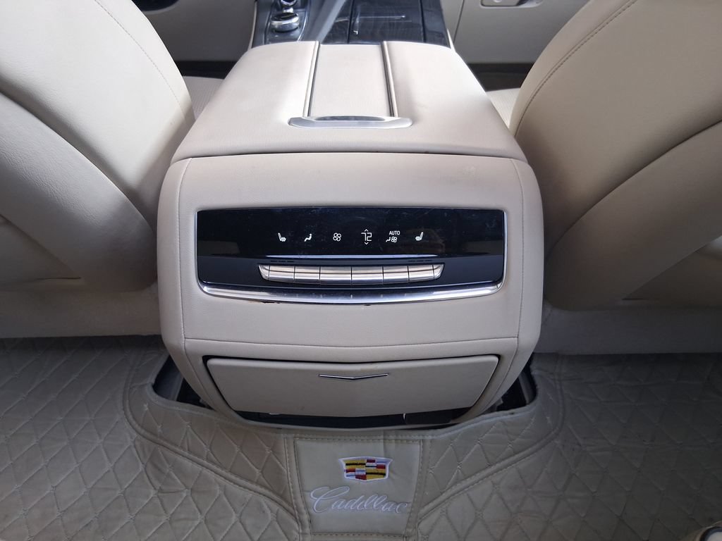 Used 2023 Cadillac Escalade Premium Luxury w/ Performance Package AWD/4WD image 26