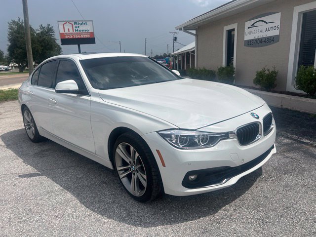 Used 2017 BMW 330i Sedan RWD image 3