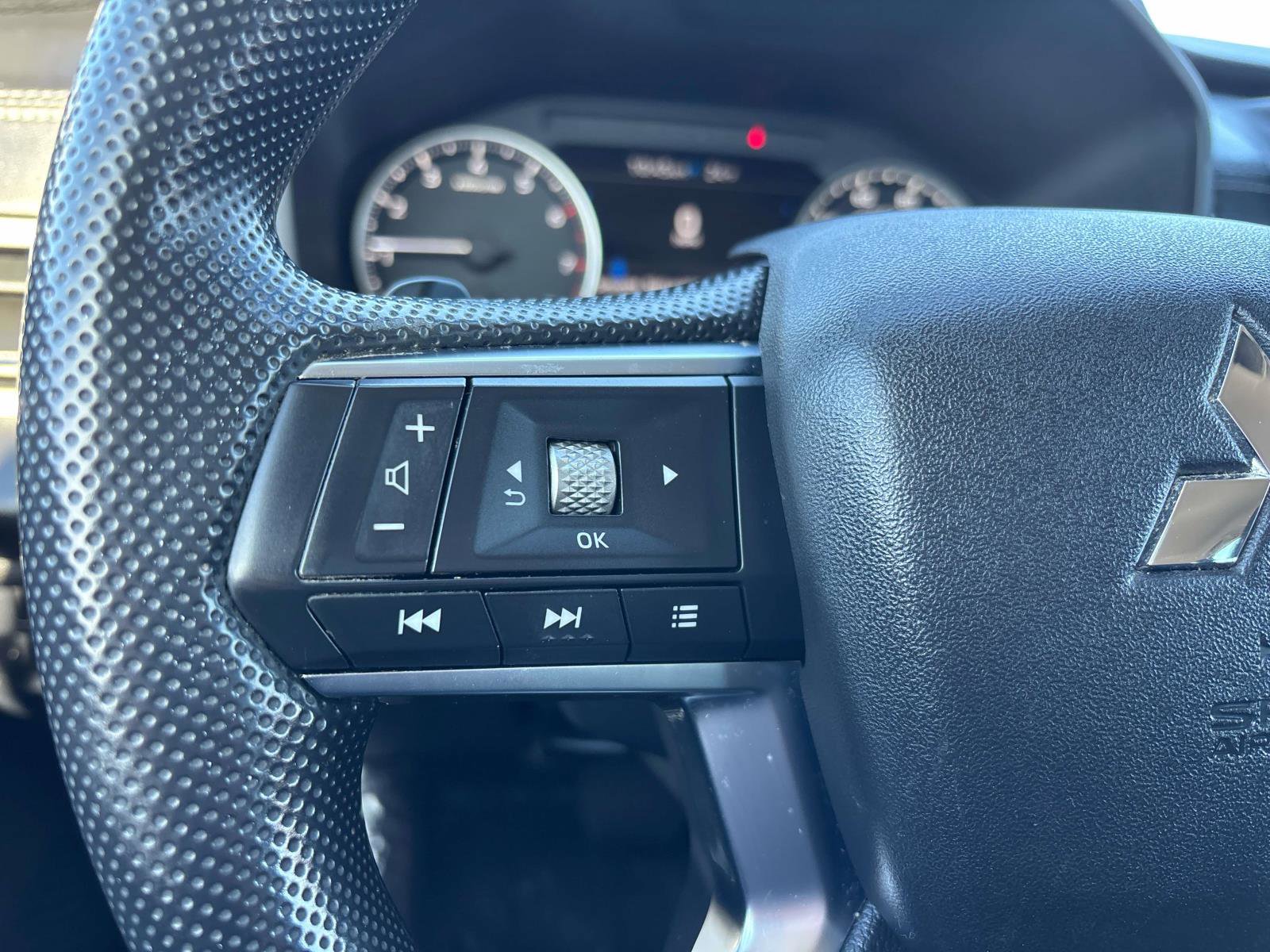 Used 2022 Mitsubishi Outlander ES image 18