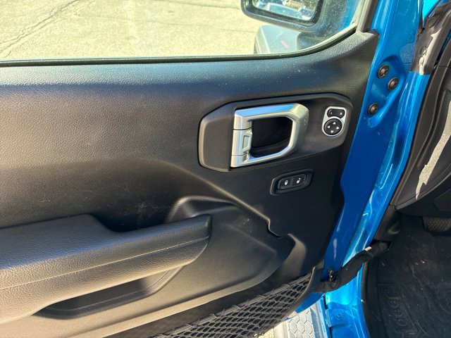 Used 2023 Jeep Wrangler Unlimited Sport AWD/4WD image 21