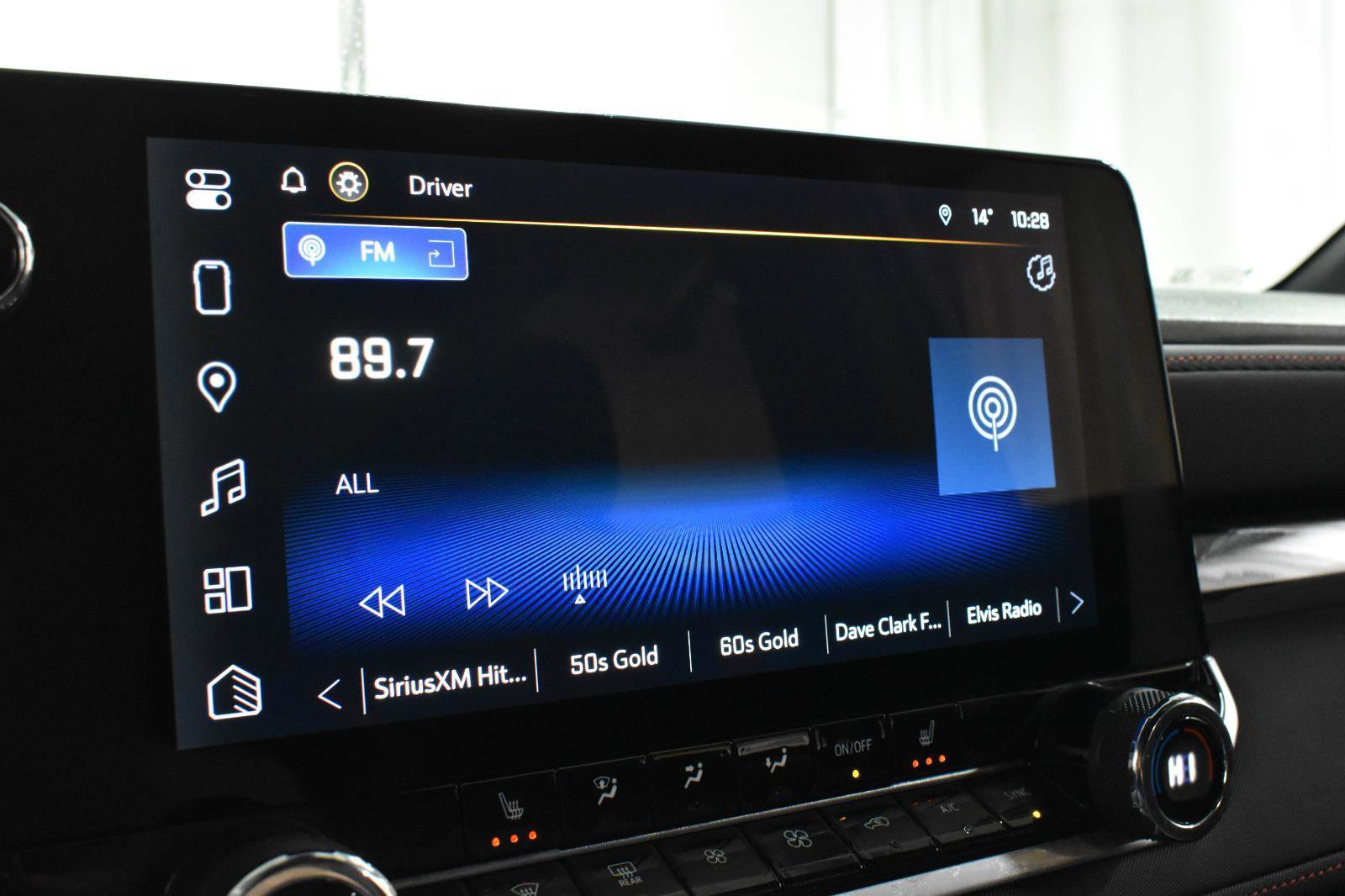 Used 2023 Chevrolet Colorado Z71 w/ Z71 Convenience Package 2 image 16