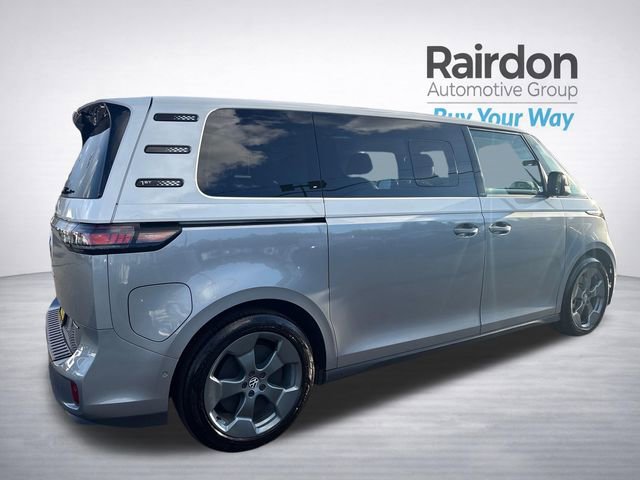 Used 2025 Volkswagen ID. Buzz 1st Edition image 9