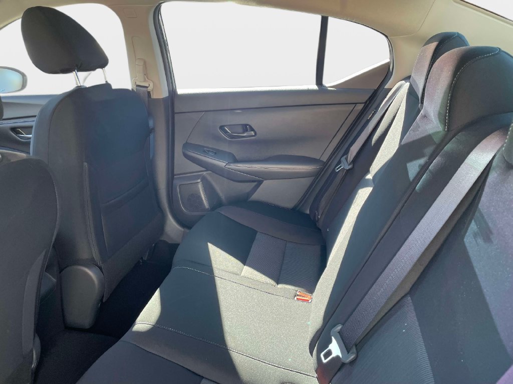 Used 2025 Nissan Sentra SV FWD image 15