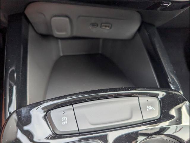 New 2026 Chevrolet Trax LT w/ LT Convenience Package FWD image 15
