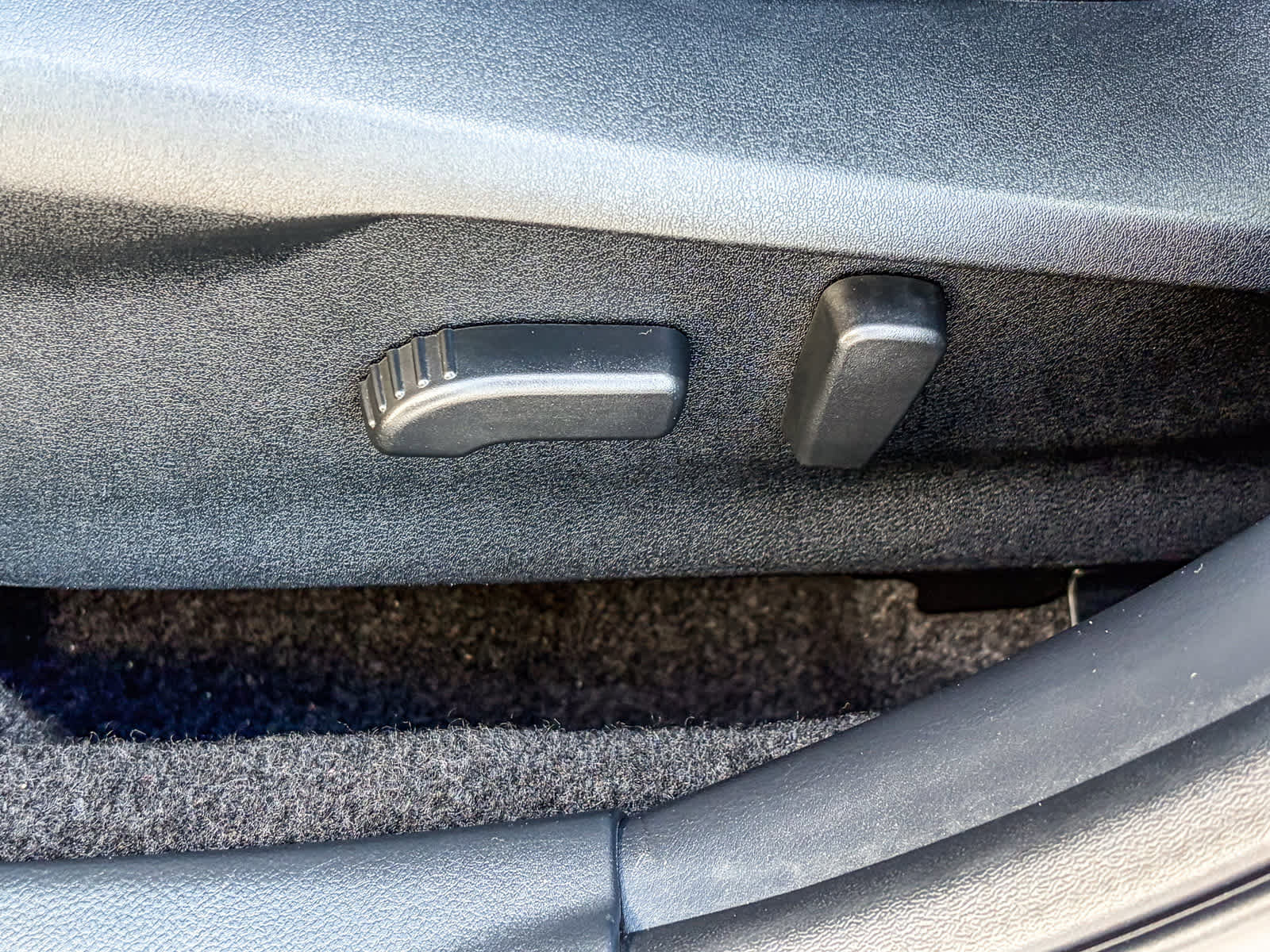 Used 2018 Subaru Impreza 2.0i Limited w/ Popular Package #2 image 20