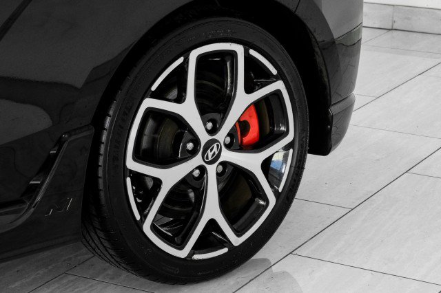 Used 2019 Hyundai Veloster N N FWD image 53