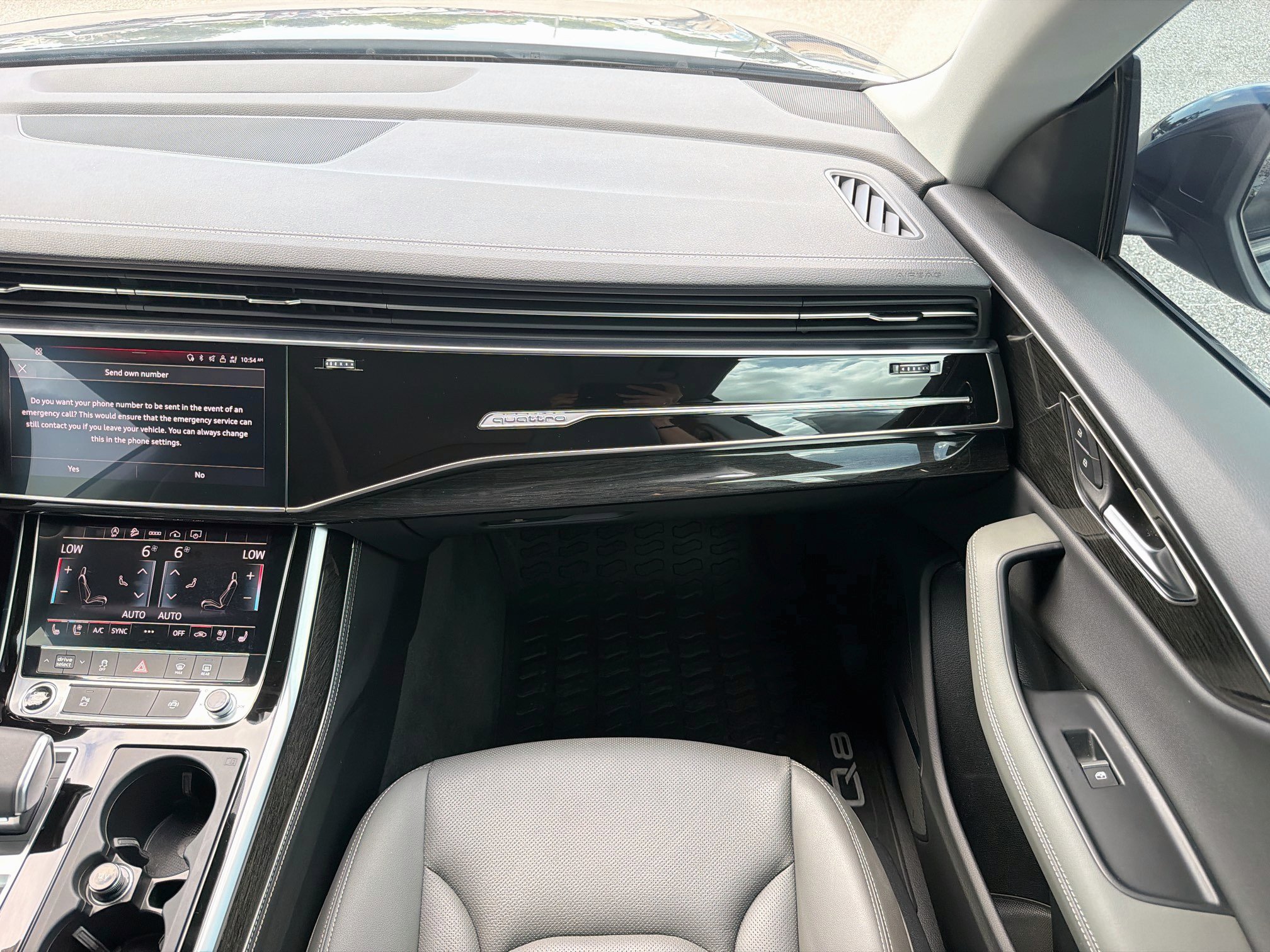 Used 2024 Audi Q8 Premium Plus AWD/4WD image 18