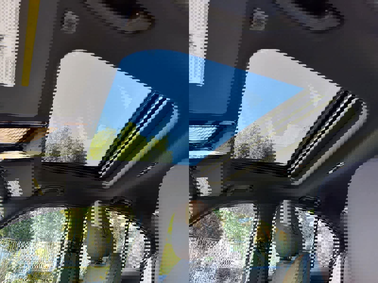 Used 2023 BMW M340i xDrive w/ Premium Package image 9