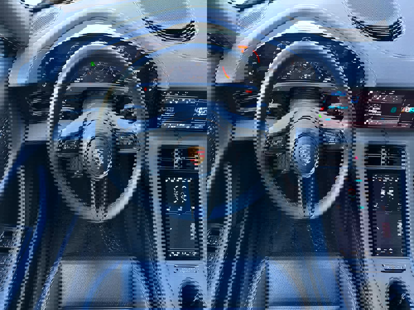 Used 2022 Porsche Taycan image 15