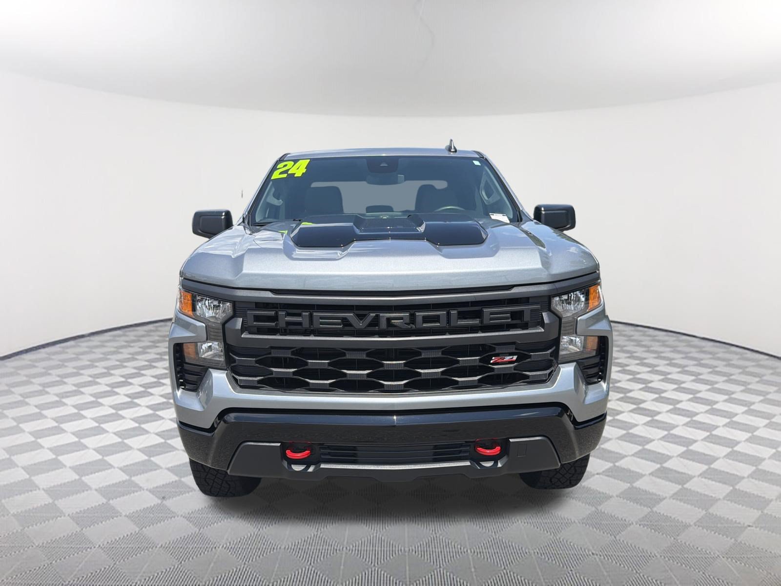 Used 2024 Chevrolet Silverado 1500 Custom Trail Boss AWD/4WD image 2