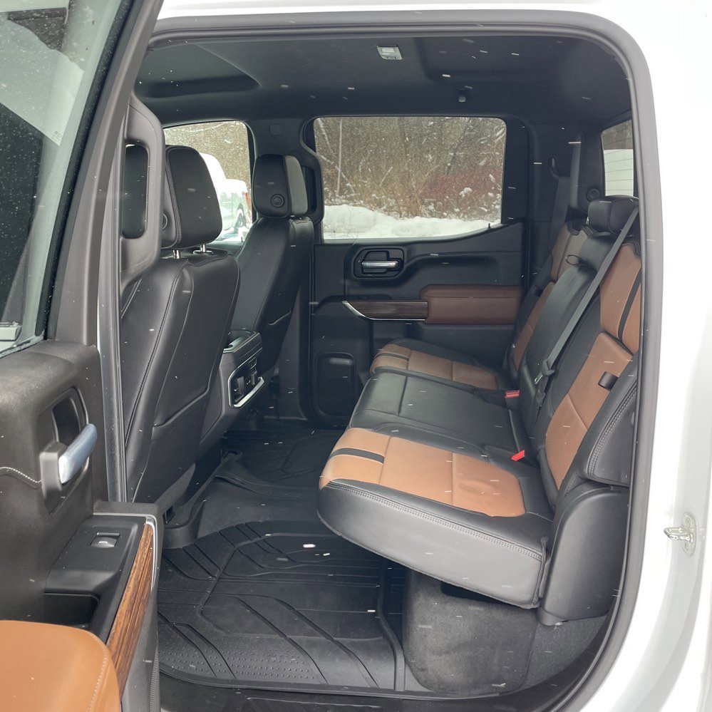 Used 2021 Chevrolet Silverado 1500 High Country w/ Safety Package II image 15