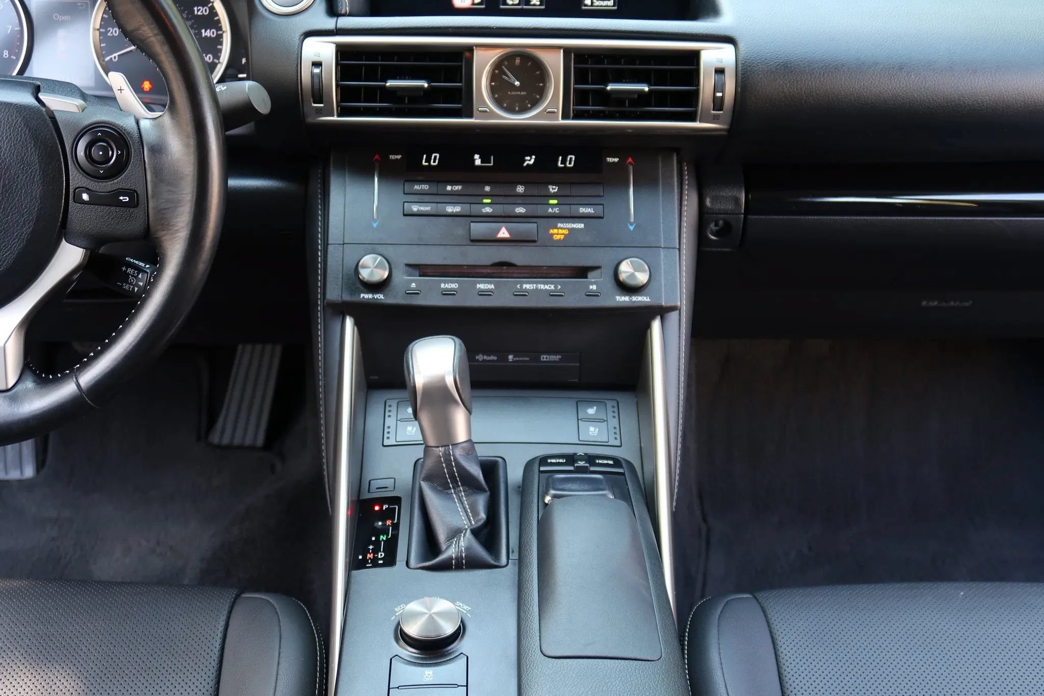 Used 2016 Lexus IS 300 AWD image 30