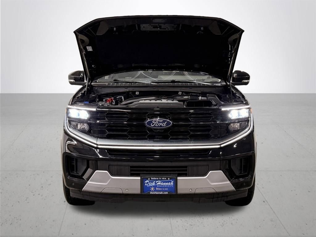 Certified 2025 Ford Expedition Max Platinum AWD/4WD image 6