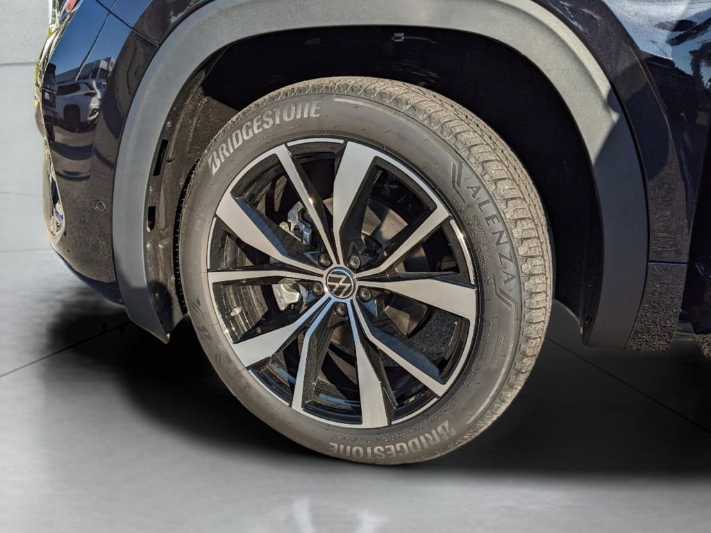 New 2026 Volkswagen Atlas SEL Premium R-Line image 29