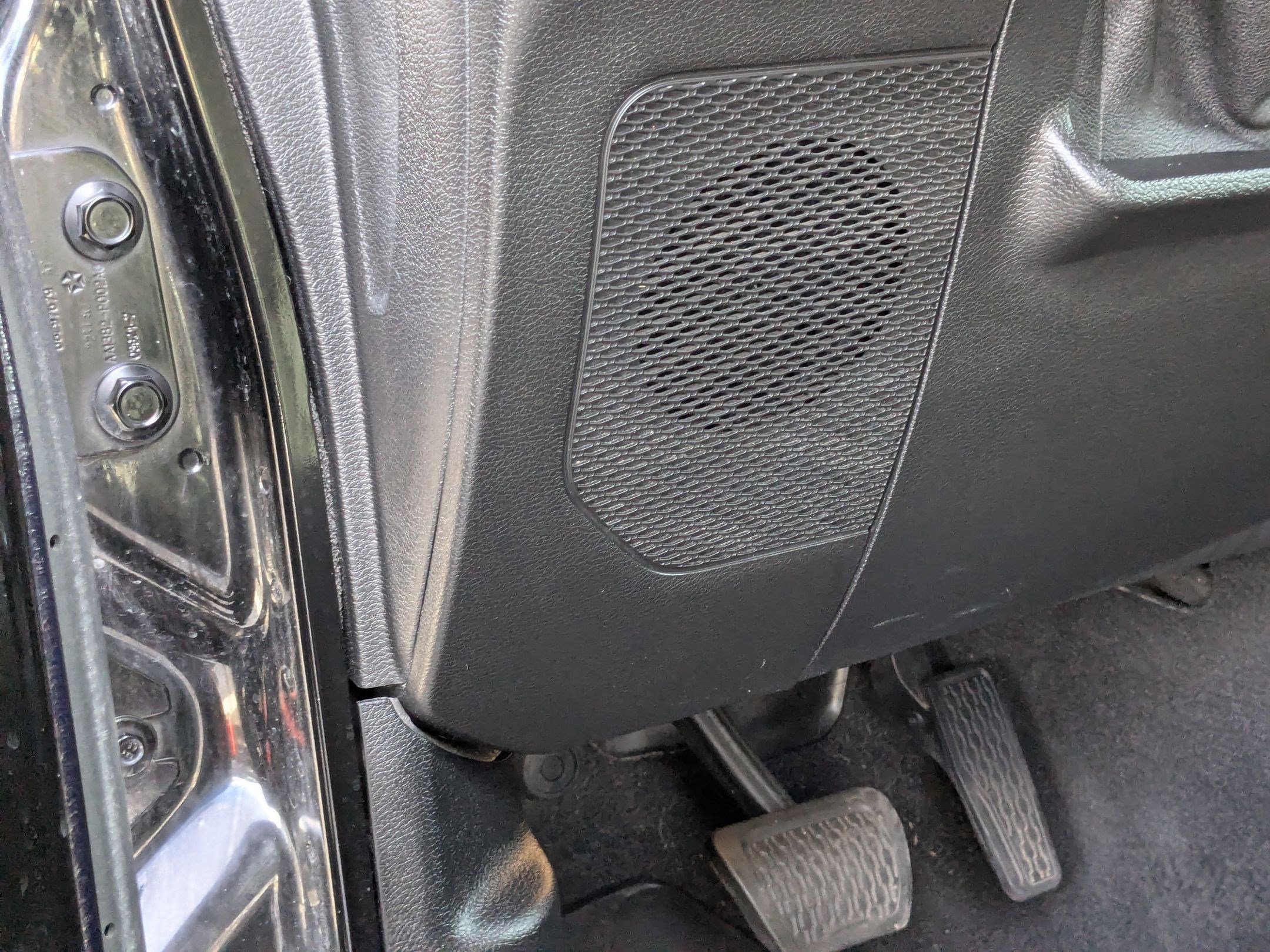 Used 2021 Jeep Gladiator Willys image 16