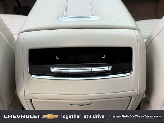 Used 2023 Cadillac Escalade Premium Luxury Platinum AWD/4WD image 39