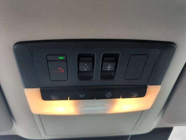 Used 2025 Nissan Pathfinder Platinum w/ Cargo Package FWD image 21