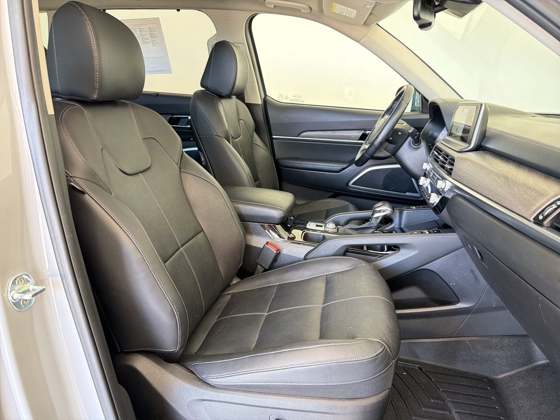 Used 2022 Kia Telluride EX w/ EX Premium Package image 31