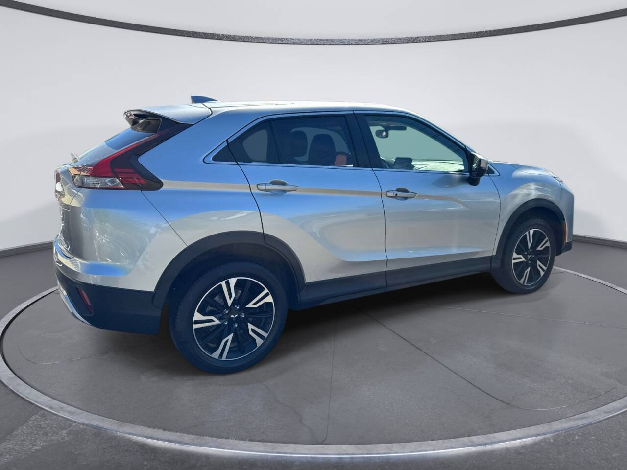 Used 2024 Mitsubishi Eclipse Cross SE AWD/4WD image 4
