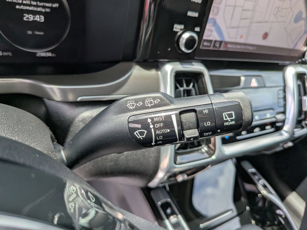 Certified 2023 Kia Sorento SX AWD/4WD image 35
