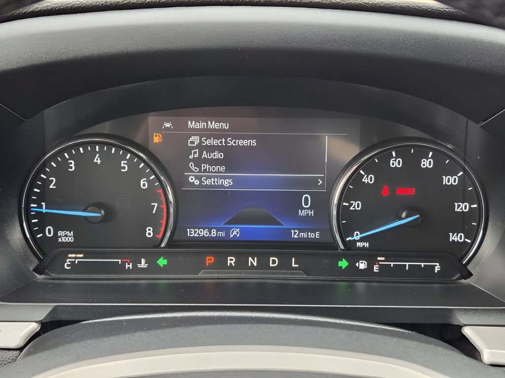 Used 2024 Ford Explorer XLT w/ Equipment Group 202A AWD/4WD image 14
