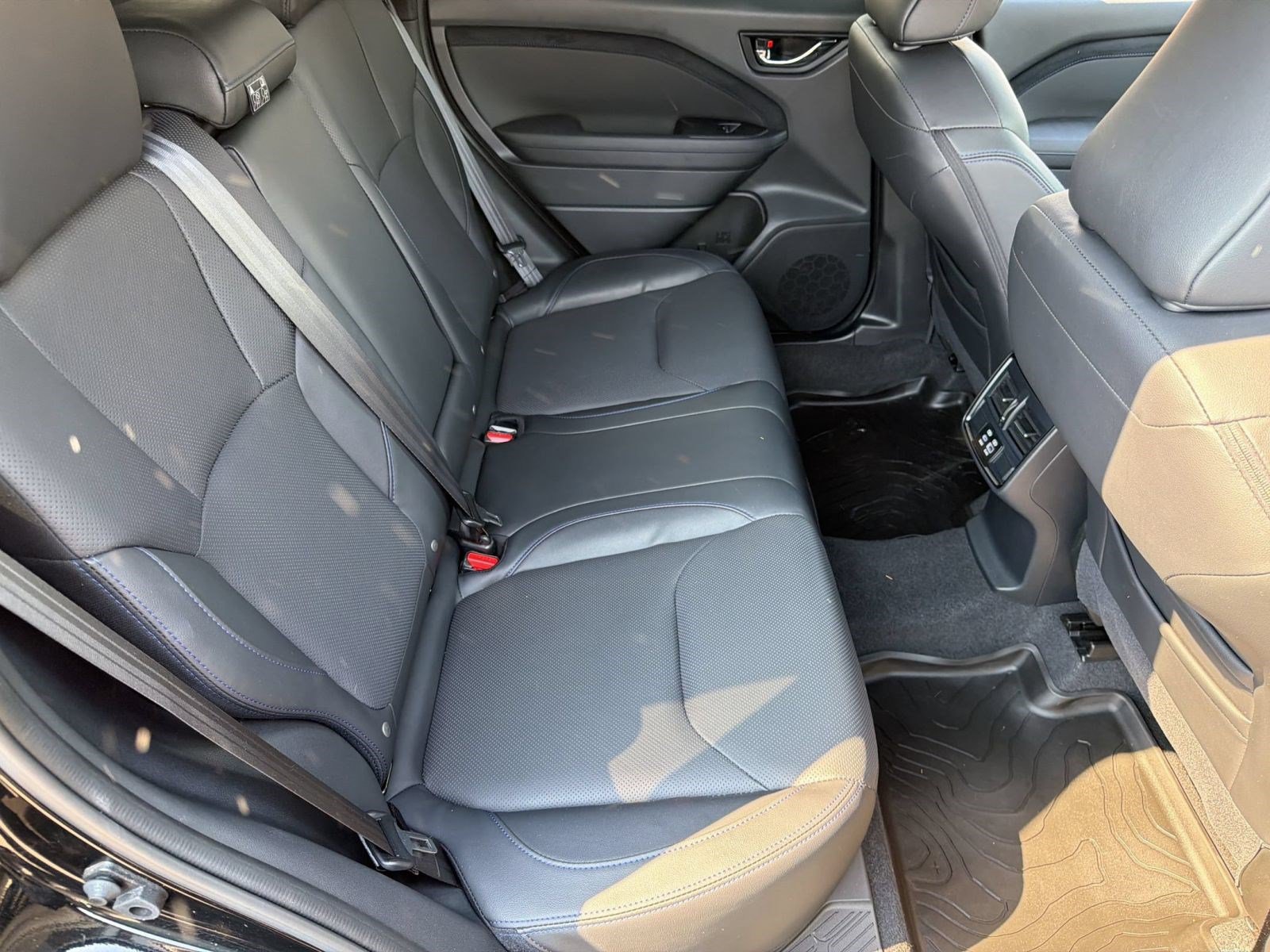 Certified 2025 Subaru Forester Limited AWD/4WD image 31