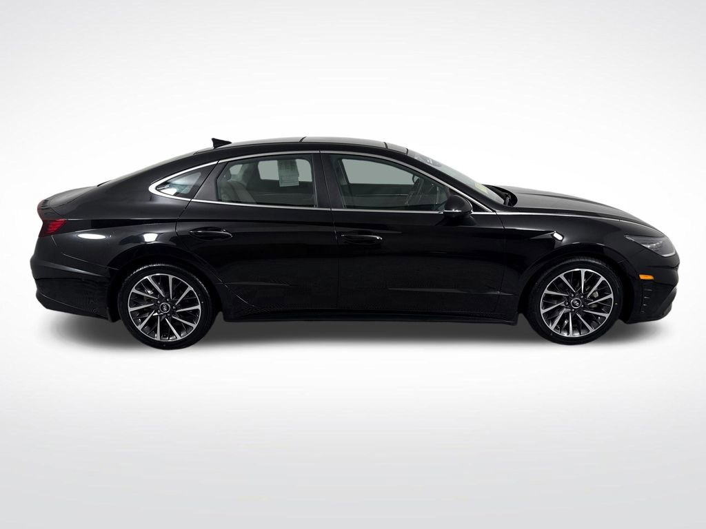 Certified 2022 Hyundai Sonata Limited FWD image 2