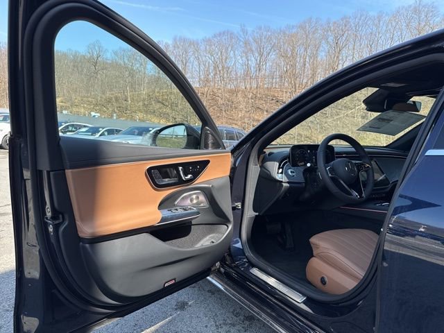 New 2026 Mercedes-Benz E 350 4MATIC Sedan image 19