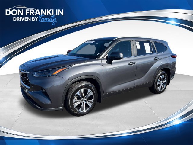 Used 2023 Toyota Highlander XLE