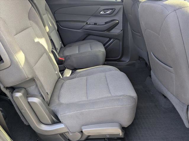 Used 2023 Chevrolet Traverse LT FWD image 19