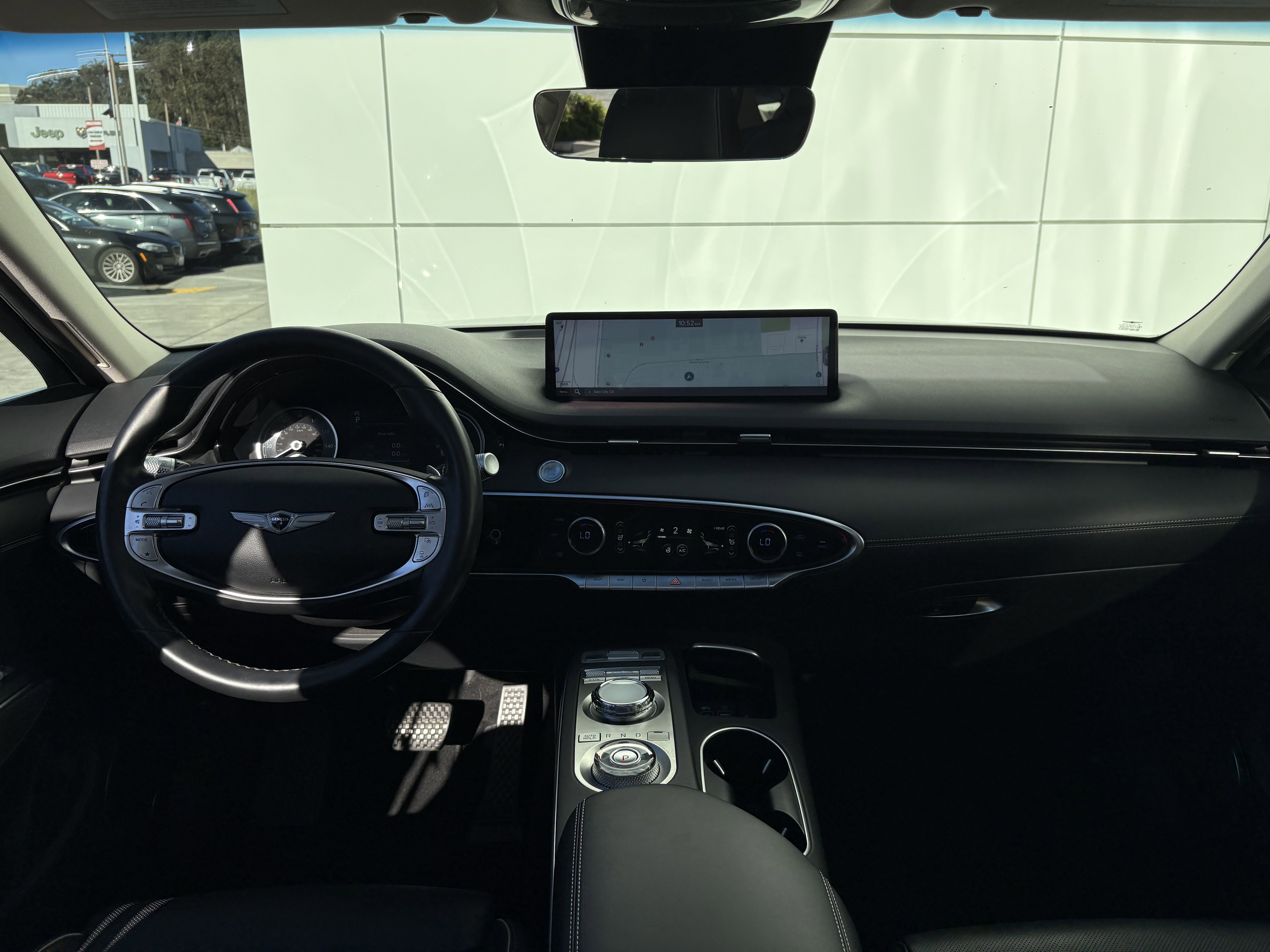 Used 2022 Genesis GV70 2.5T w/ Advanced Package image 19